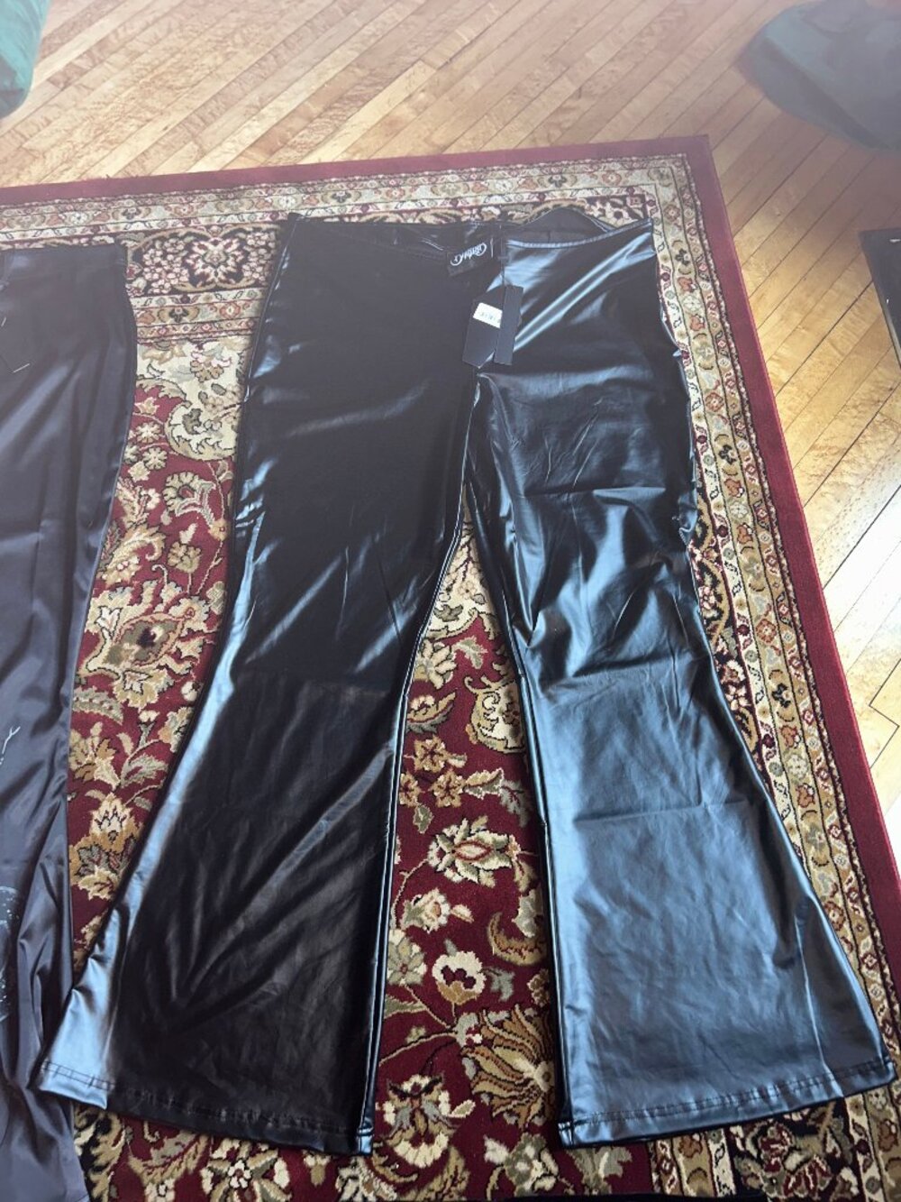 🖤 Killstar “Orbit” PU Flare Pants – Black Vinyl Look – Size 4XL (Plus) – NWT 🖤